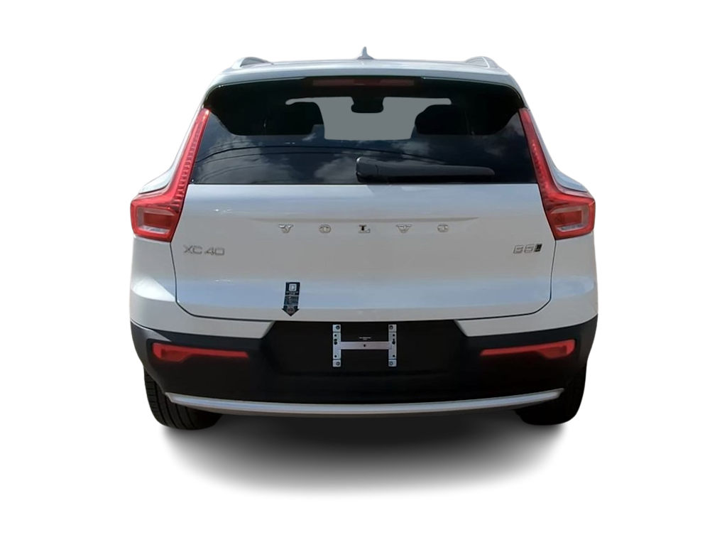 Thumbnail: 2025 Volvo XC40 - 5