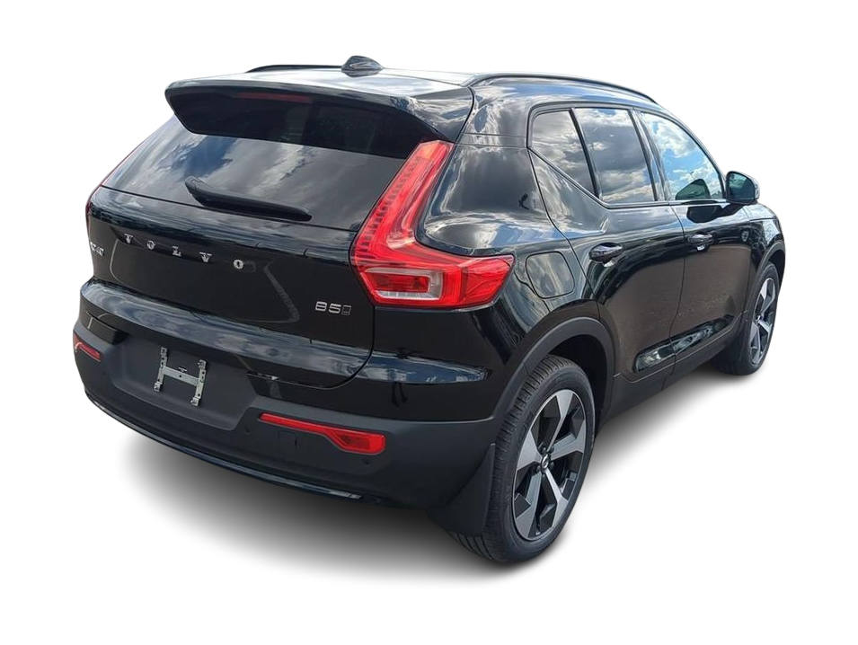 Thumbnail: 2026 Volvo XC40 - 18