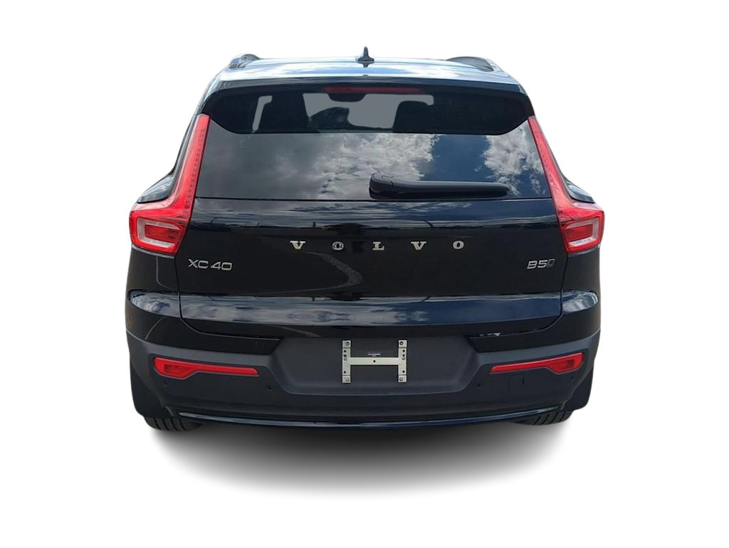 Thumbnail: 2026 Volvo XC40 - 5