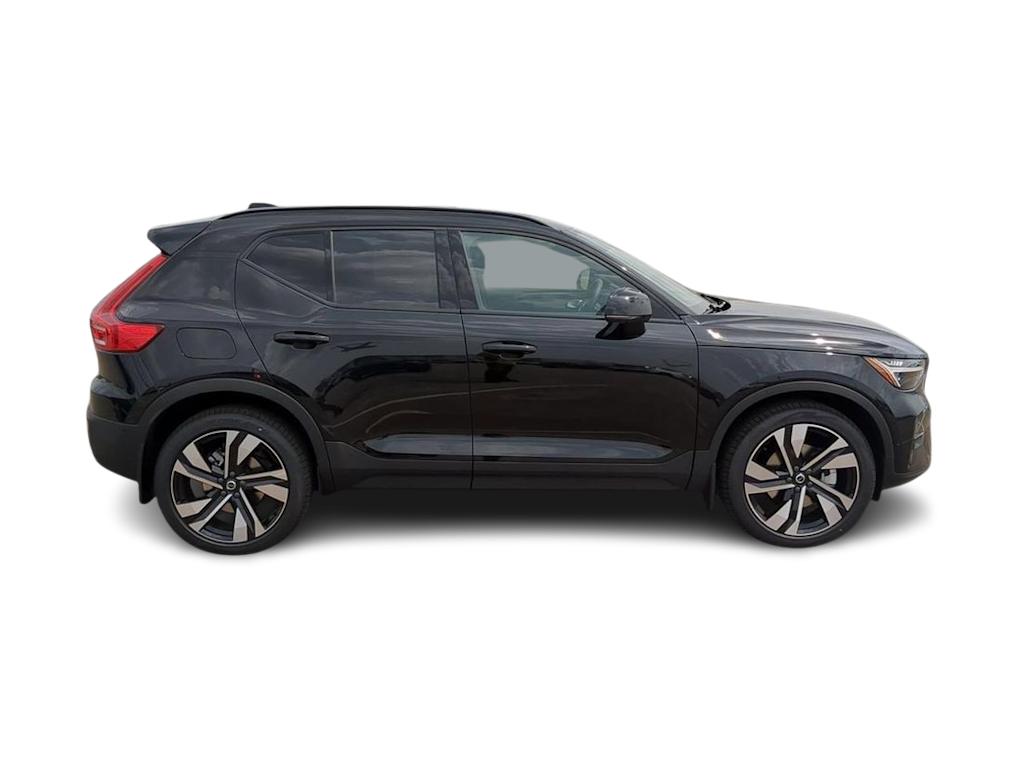 Thumbnail: 2026 Volvo XC40 - 19