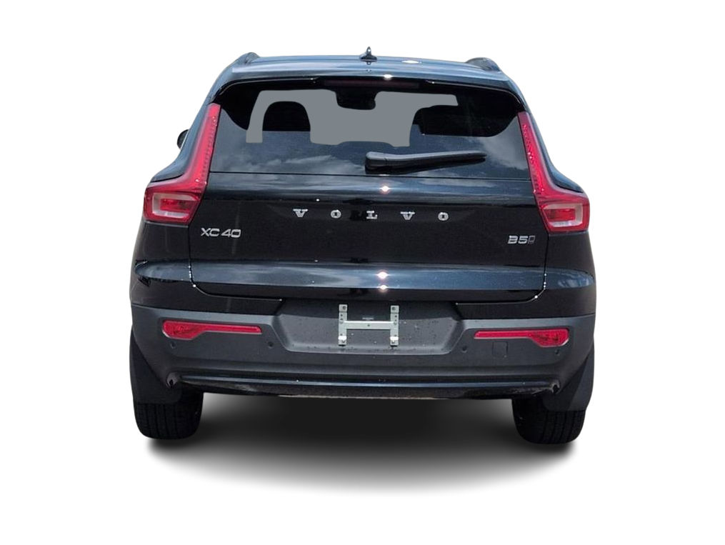 Thumbnail: 2026 Volvo XC40 - 4