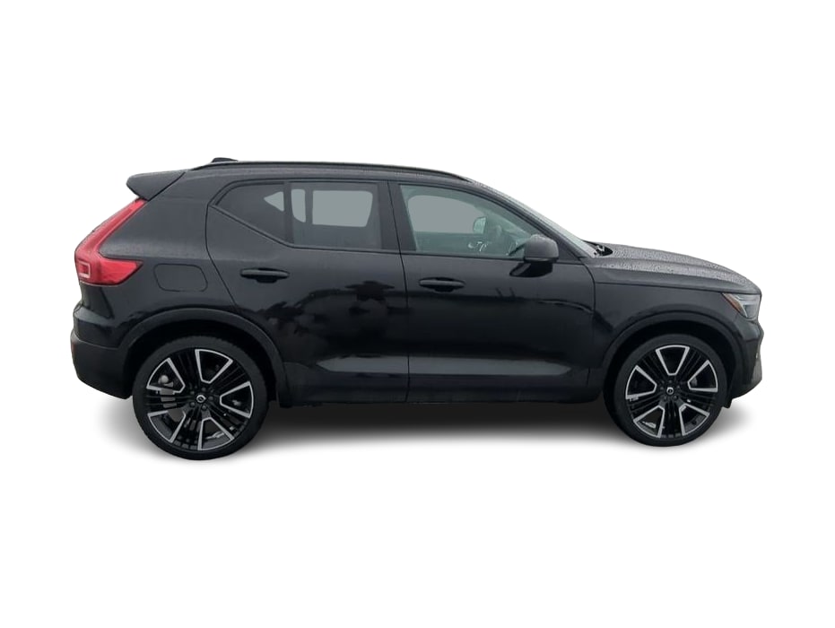 Thumbnail: 2024 Volvo XC40 - 20