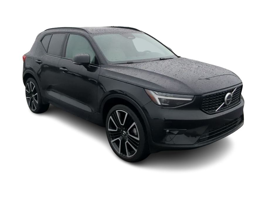 Thumbnail: 2024 Volvo XC40 - 21
