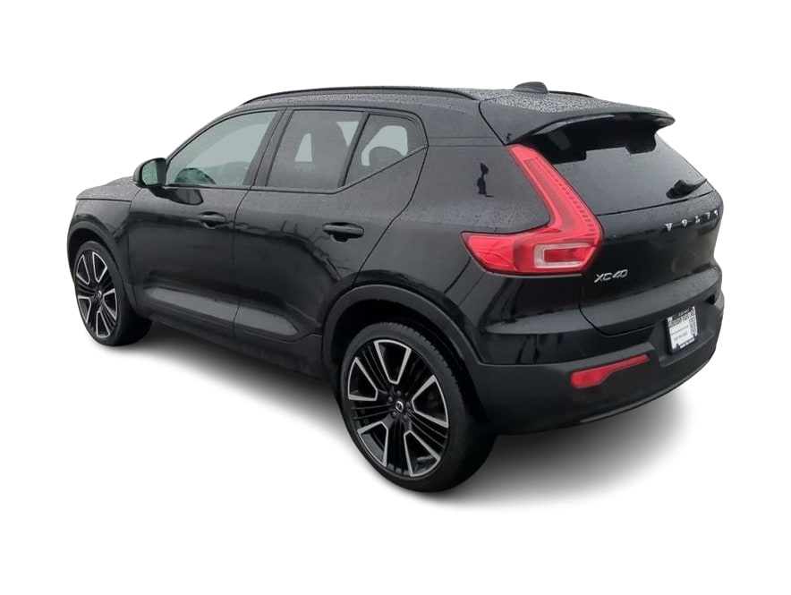 Thumbnail: 2024 Volvo XC40 - 4