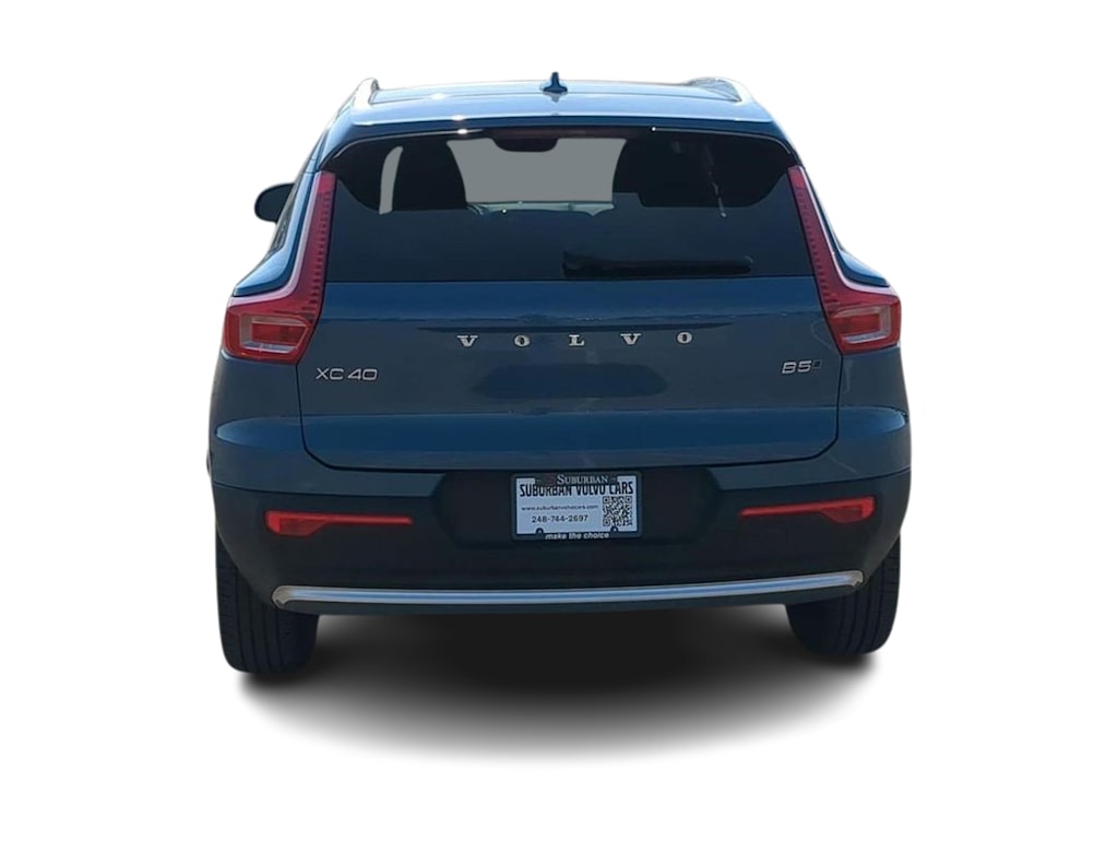 Thumbnail: 2023 Volvo XC40 - 5