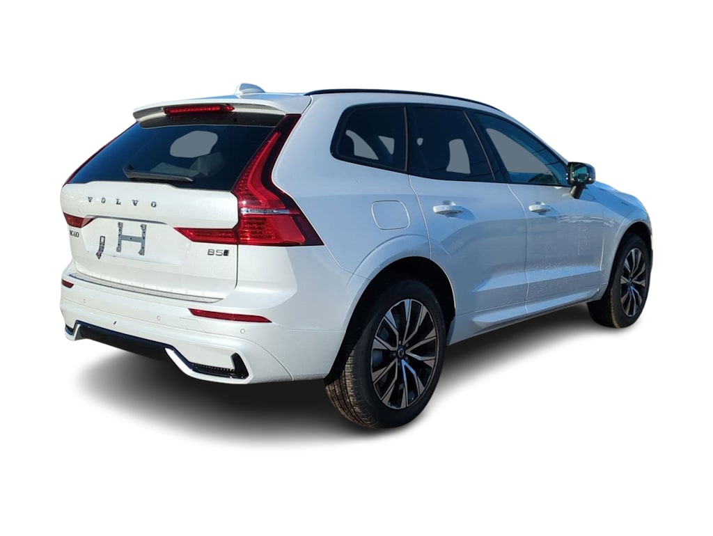 2025 Volvo XC60 B5 Core 17