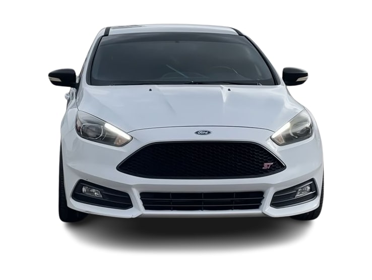 Thumbnail: 2015 Ford Focus - 19