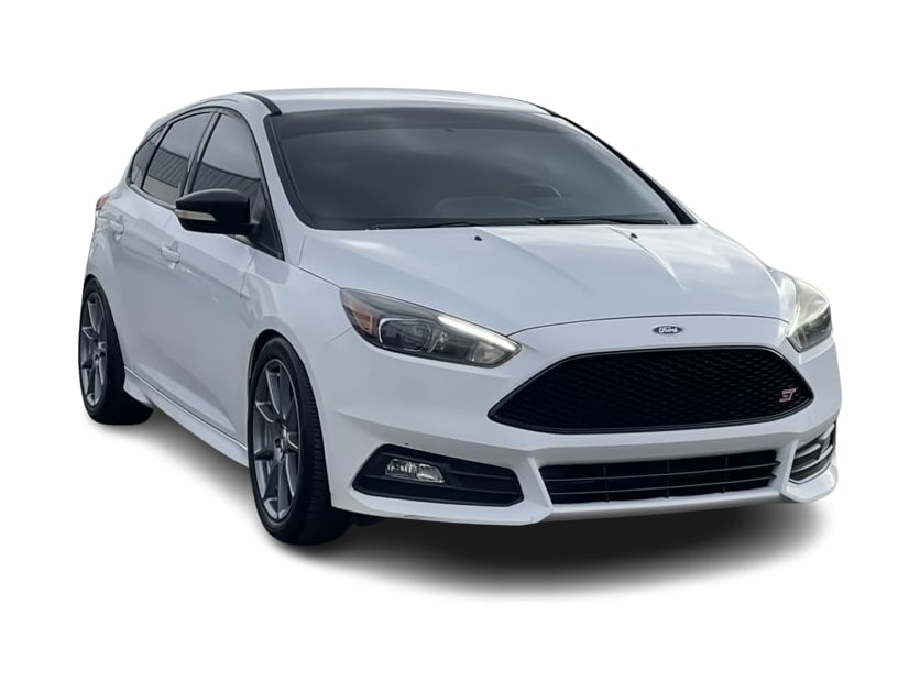 Thumbnail: 2015 Ford Focus - 5