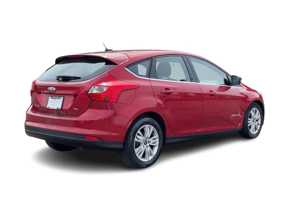 Thumbnail: 2012 Ford Focus - 21