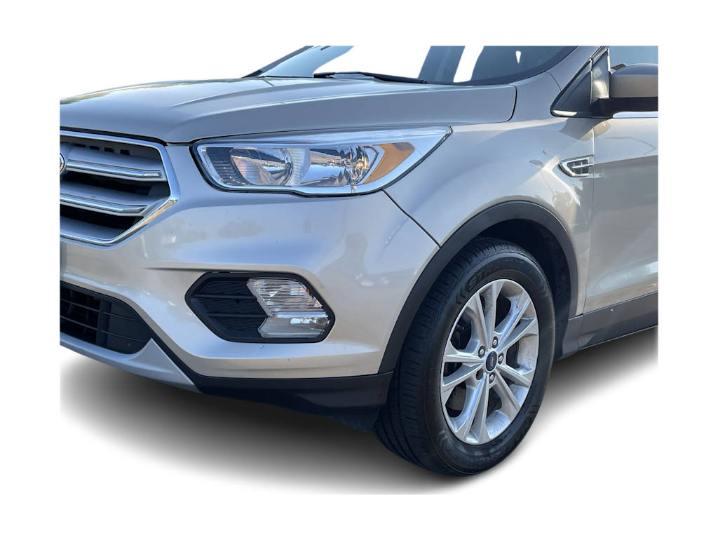 Thumbnail: 2017 Ford Escape - 33