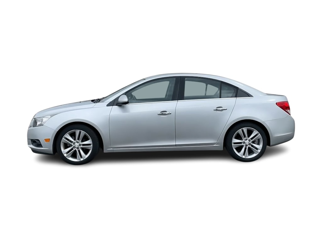 Thumbnail: 2014 Chevrolet Cruze - 3