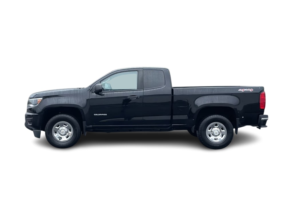 Thumbnail: 2019 Chevrolet Colorado - 3