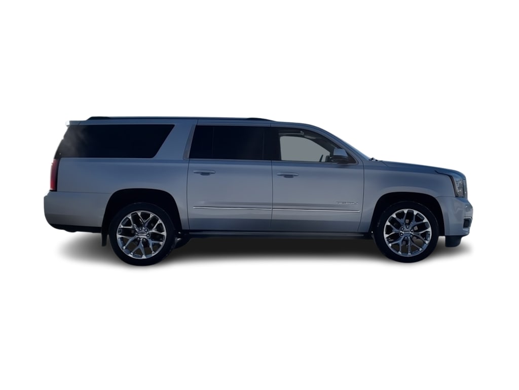 2019 GMC Yukon XL Denali 24