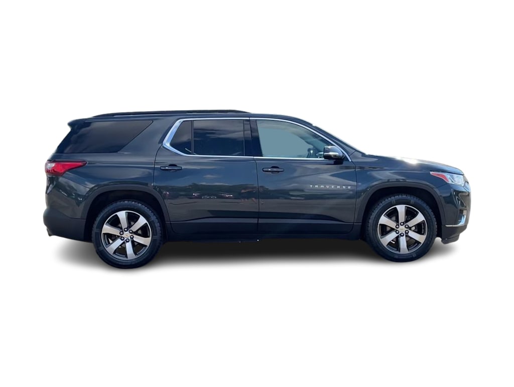 Thumbnail: 2019 Chevrolet Traverse - 23