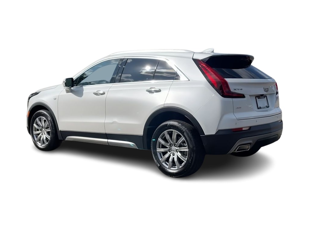 Thumbnail: 2023 Cadillac XT4 - 4