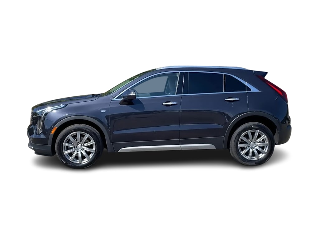Thumbnail: 2023 Cadillac XT4 - 3