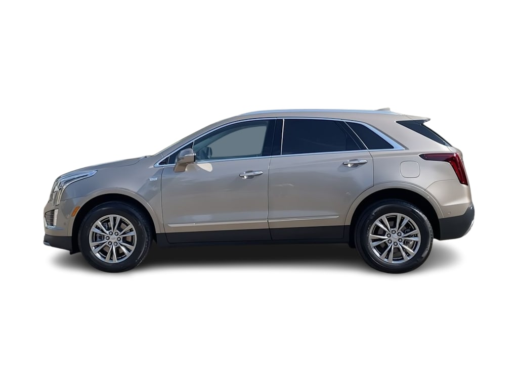 Thumbnail: 2022 Cadillac XT5 - 3