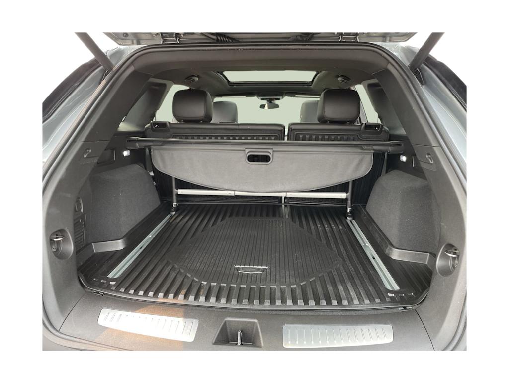 Thumbnail: 2023 Cadillac XT5 - 15