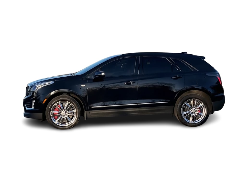 Thumbnail: 2022 Cadillac XT5 - 3