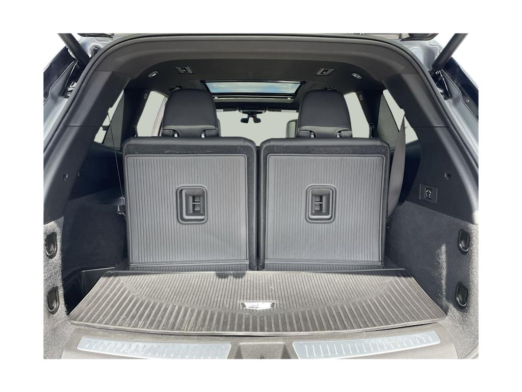 Thumbnail: 2024 Cadillac XT6 - 16