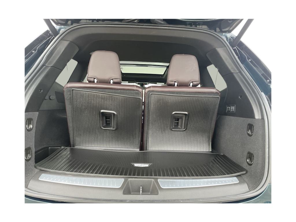 Thumbnail: 2024 Cadillac XT6 - 16