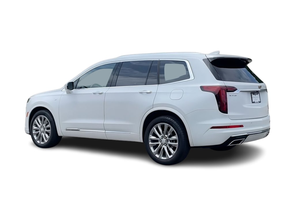 Thumbnail: 2022 Cadillac XT6 - 21