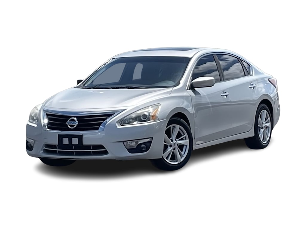Used 2014 Nissan Altima SV with VIN 1N4AL3AP8EN259974 for sale in Hudson, WI