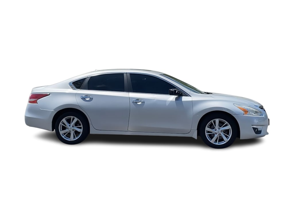 Thumbnail: 2014 Nissan Altima - 23