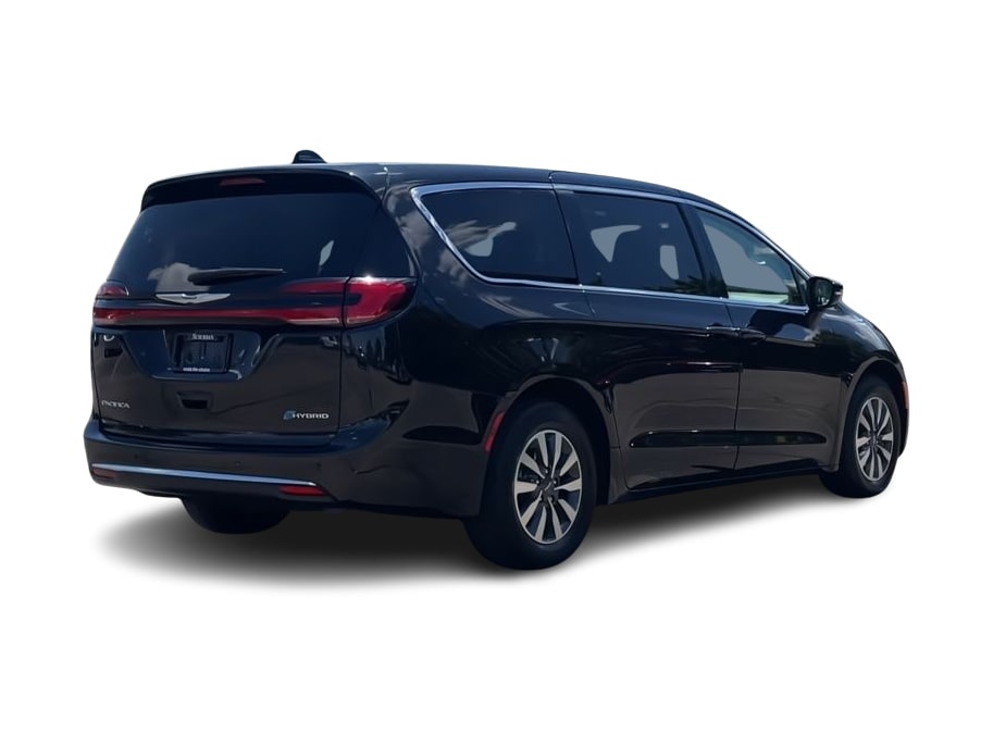 Thumbnail: 2024 Chrysler Pacifica - 22