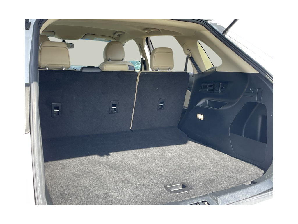 Thumbnail: 2018 Ford Edge - 16