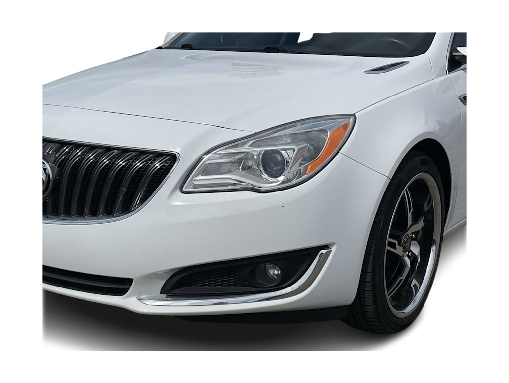 Thumbnail: 2017 Buick Regal - 34