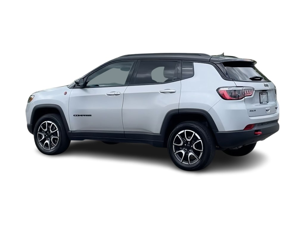 Thumbnail: 2024 Jeep Compass - 19