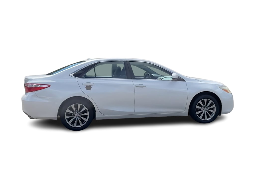 Thumbnail: 2015 Toyota Camry - 22