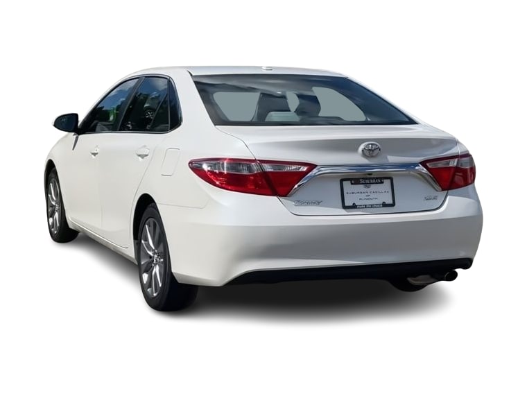 Thumbnail: 2015 Toyota Camry - 20