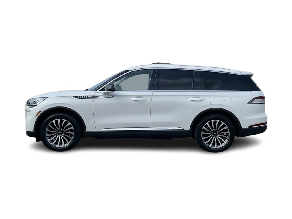 Thumbnail: 2022 Lincoln Aviator - 3