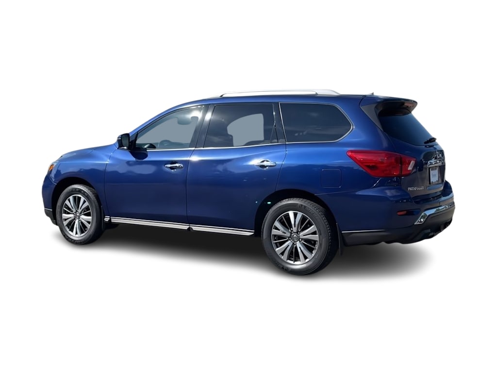 Thumbnail: 2017 Nissan Pathfinder - 20