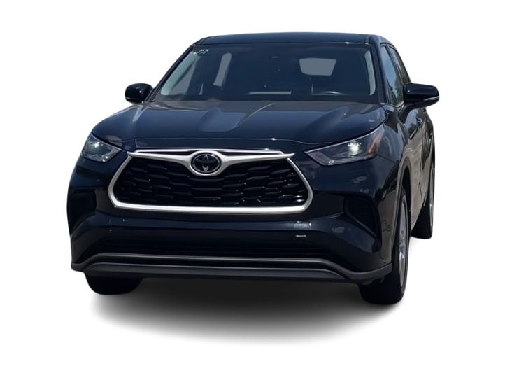 Thumbnail: 2021 Toyota Highlander - 4