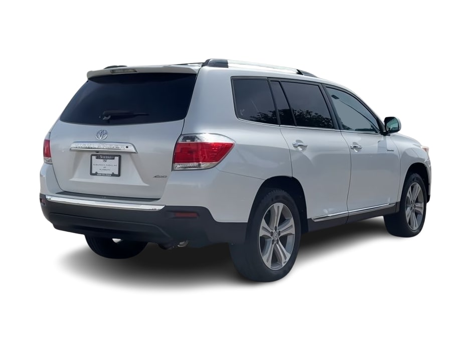 Thumbnail: 2013 Toyota Highlander - 22