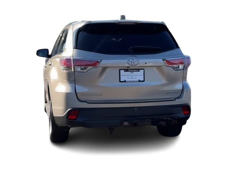 Thumbnail: 2015 Toyota Highlander - 20