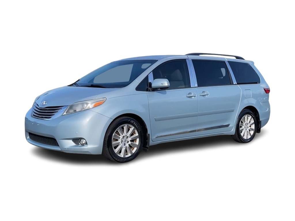 Thumbnail: 2015 Toyota Sienna - 3