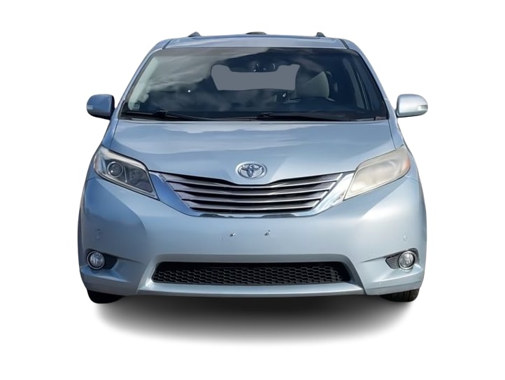 Thumbnail: 2015 Toyota Sienna - 4