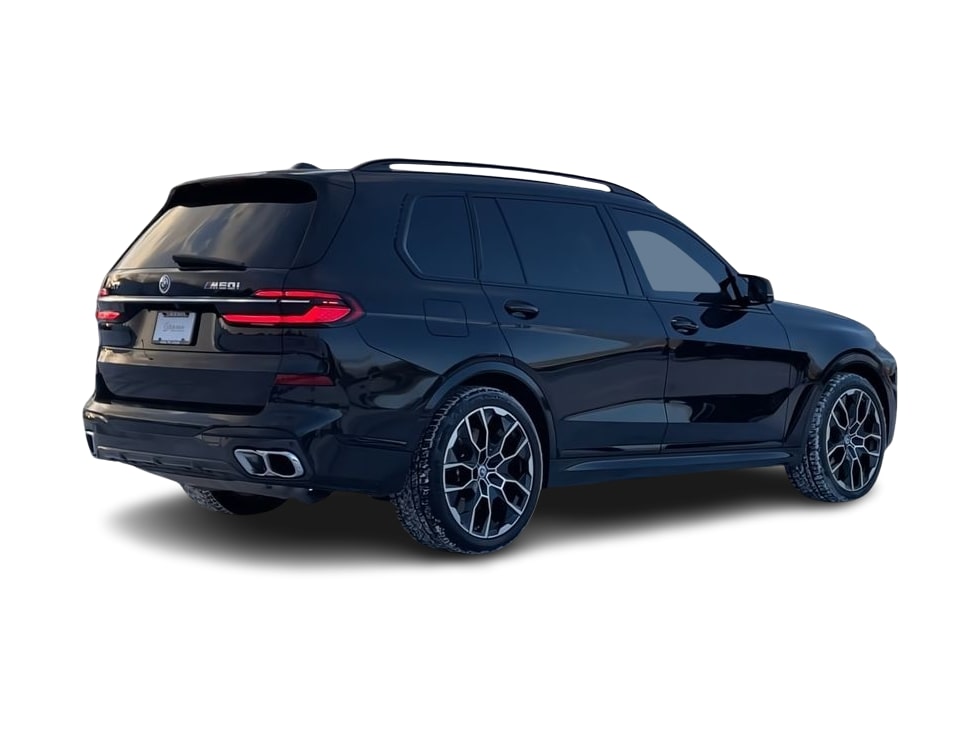 2023 BMW X7 M60i 23