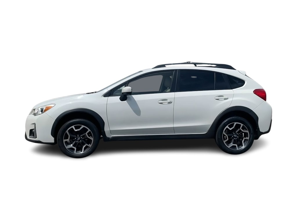 Thumbnail: 2016 Subaru Crosstrek - 3
