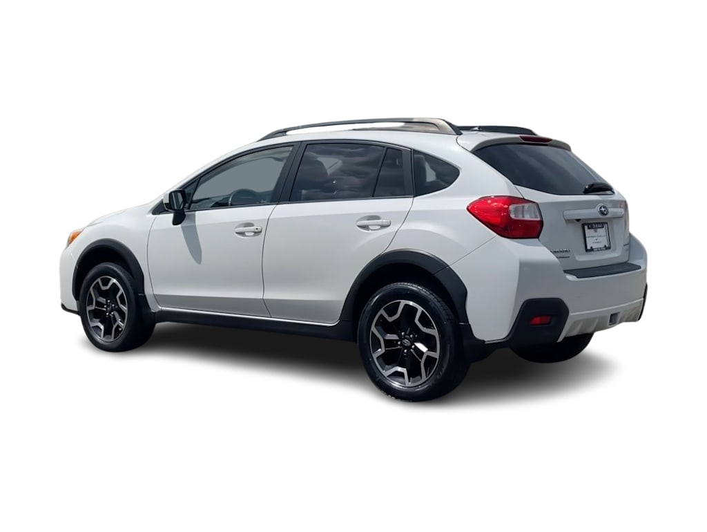 Thumbnail: 2016 Subaru Crosstrek - 4