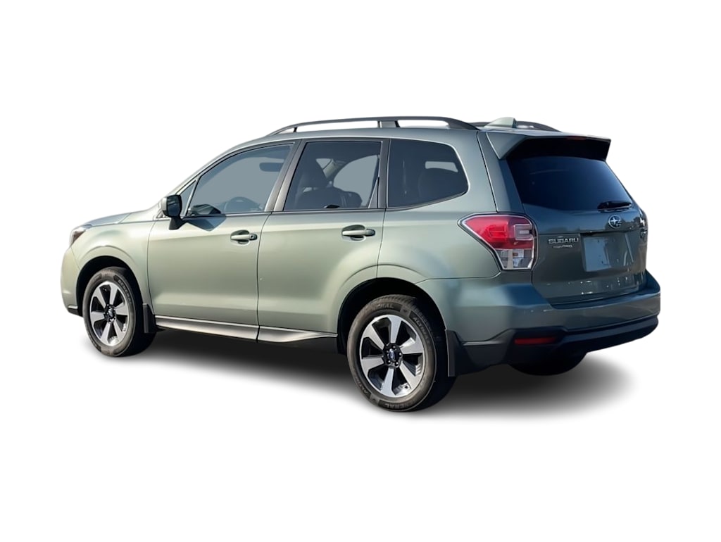 Thumbnail: 2017 Subaru Forester - 4