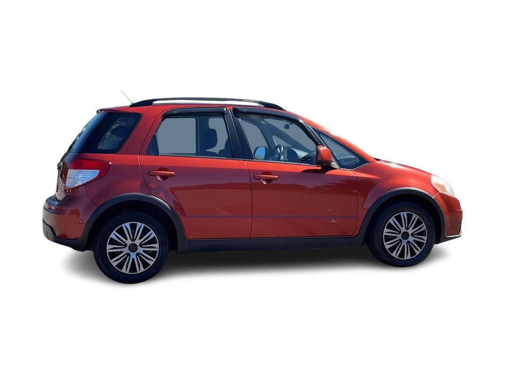 Thumbnail: 2010 Suzuki SX4 - 21