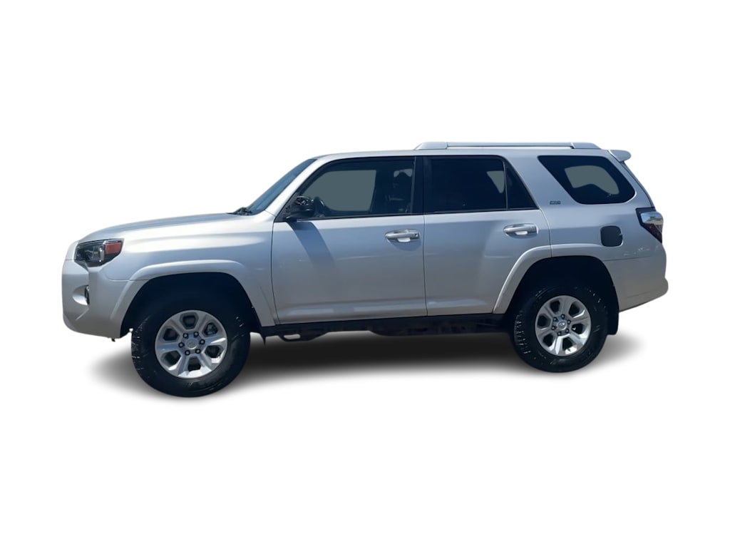 Thumbnail: 2014 Toyota 4Runner - 3