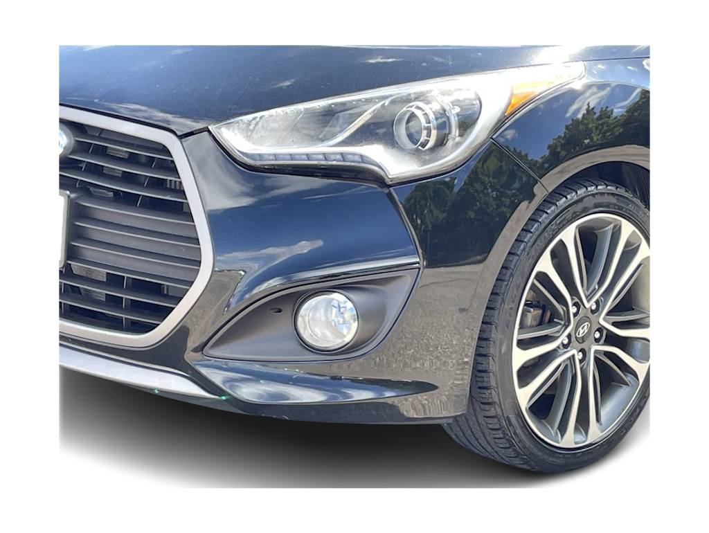 Thumbnail: 2016 Hyundai Veloster - 33