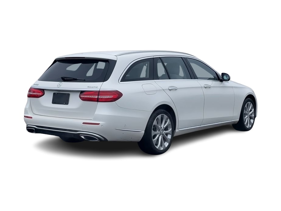 Thumbnail: 2017 Mercedes-Benz E-Class - 22