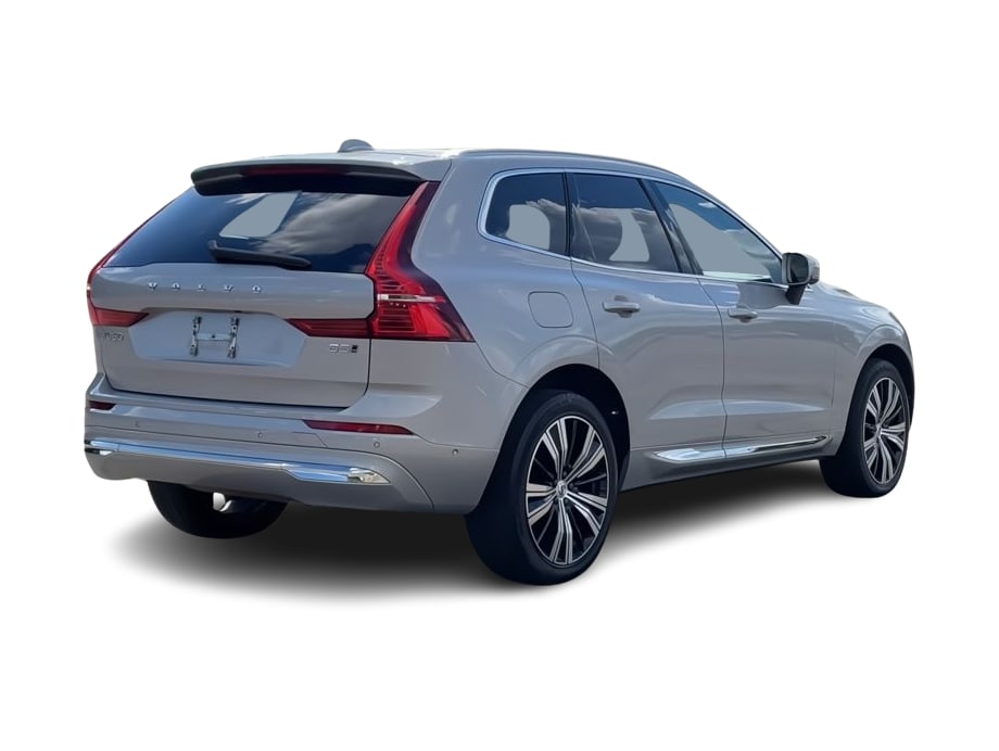 Thumbnail: 2023 Volvo XC60 - 24